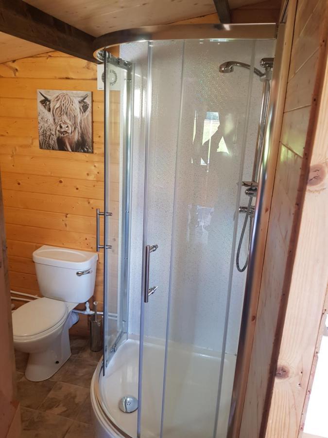 Country Bumpkin - Romantic Couples Stay In Oakhill Cabin المظهر الخارجي الصورة